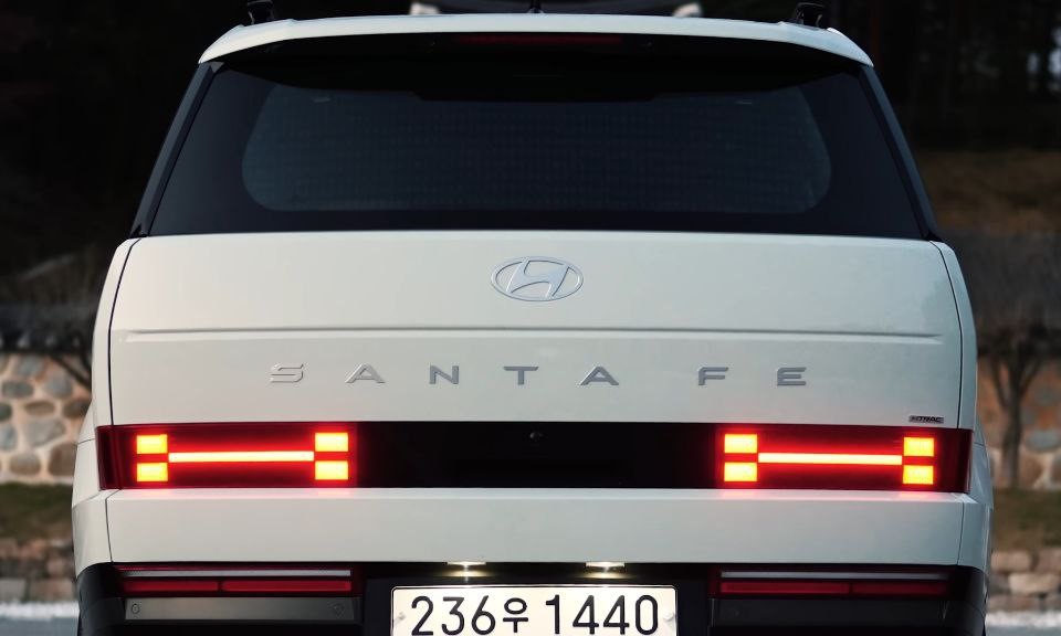 Hyundai Santa Fe Car